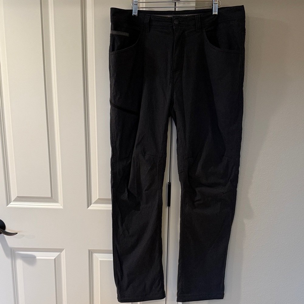 Royal Robbins Men's Dark Chinos